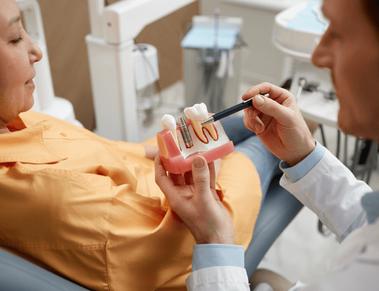 Zuverlässige Implantat-Behandlung in Usak